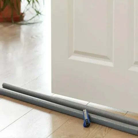 Burlete sellador para puertas universal todo el año 2x1 - eficiencia energética verano/invierno